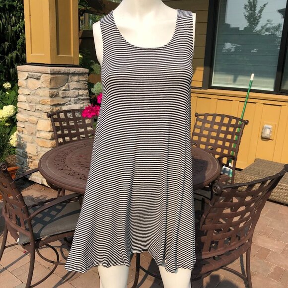 Poetry Striped Cover-Up Dress OS + Flip Flops Sz 9-10 - Picture 3 of 14